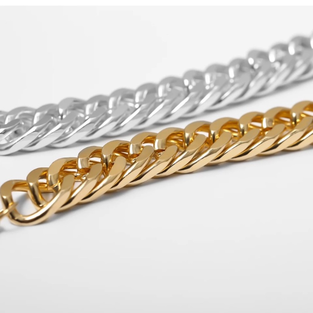 “Royal Rank” Chain Link Gold Elegant Chic Bracelet - Picture 5 of 7